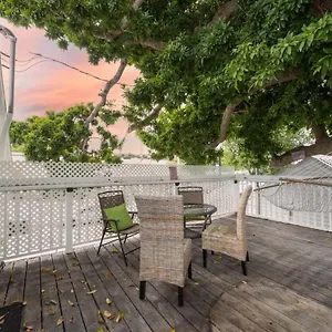  Apartment Traveler's Palm United States